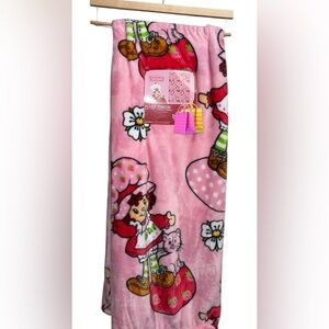Strawberry Shortcake Pink Plush Throw Blanket